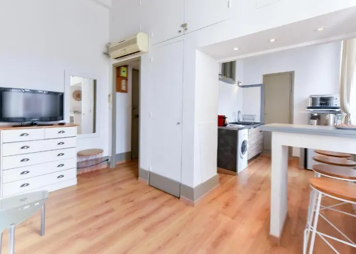 Elegant Pour 4 Personnes, A Quelques Pas De La Croisette Apartmán